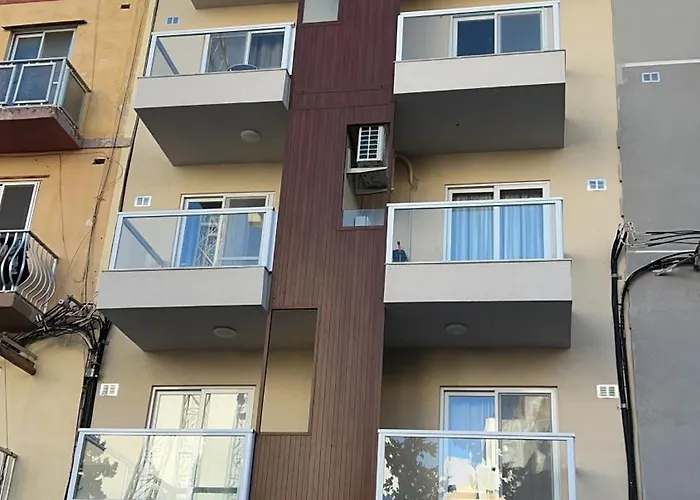 White Lotus 10 Of 10 *