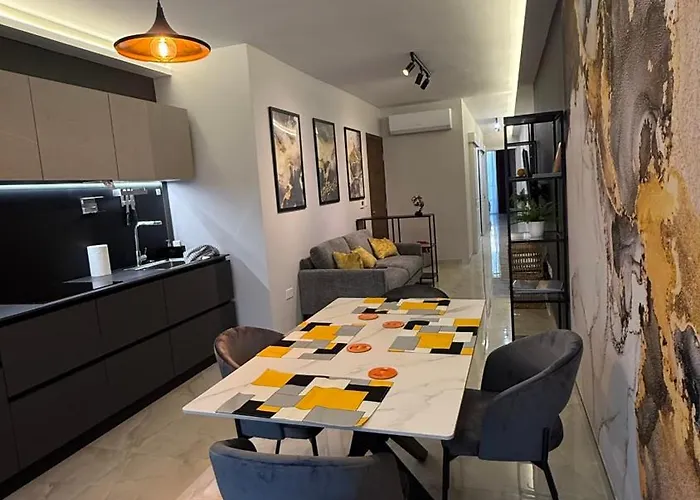 White Lotus 10 Of 10 Apartamento *