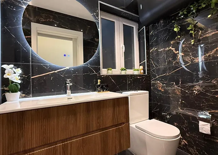 White Lotus 10 Of 10 *